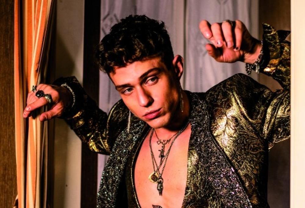 Irama in testa alle classifiche: “è la musica che parla!”