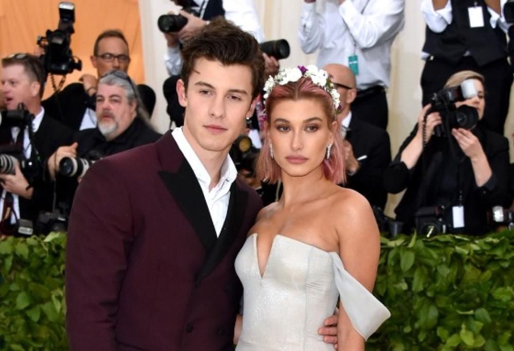 Shawn Mendes conferma che con Hailey Baldwin c’è stato qualcosa di più di un’amicizia