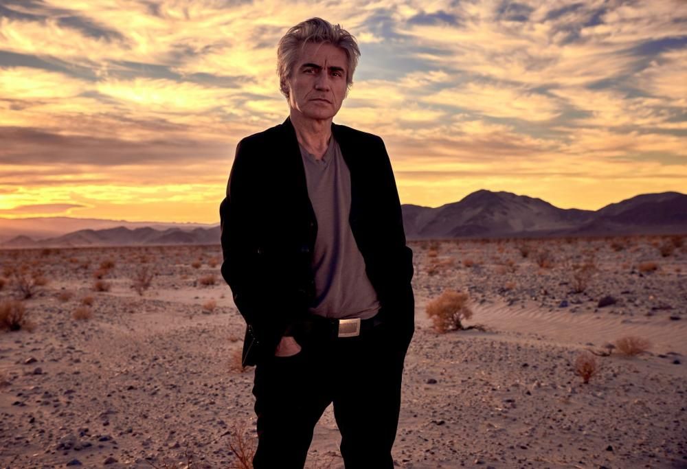 Ligabue parla dell’operazione alle corde vocali: “Temevo di non poter più cantare”
