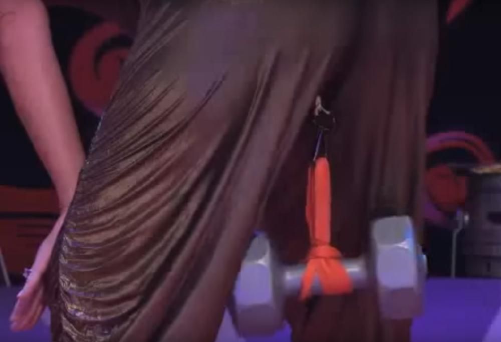 Tatyana Kozhevnikova tira su 14kg di peso con i muscoli della vagina