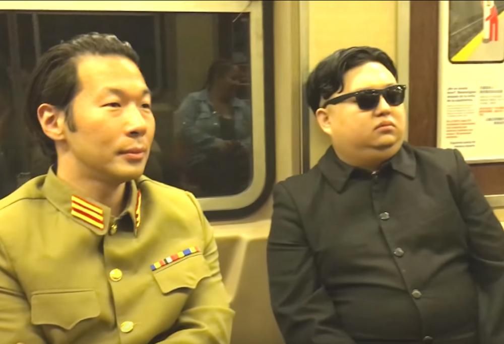 SOSIA DI KIM JONG UN CAMMINA IN GIRO A NEW YORK PER 10 ORE: LA REAZIONE DELLA GENTE E’ FANTASTICA