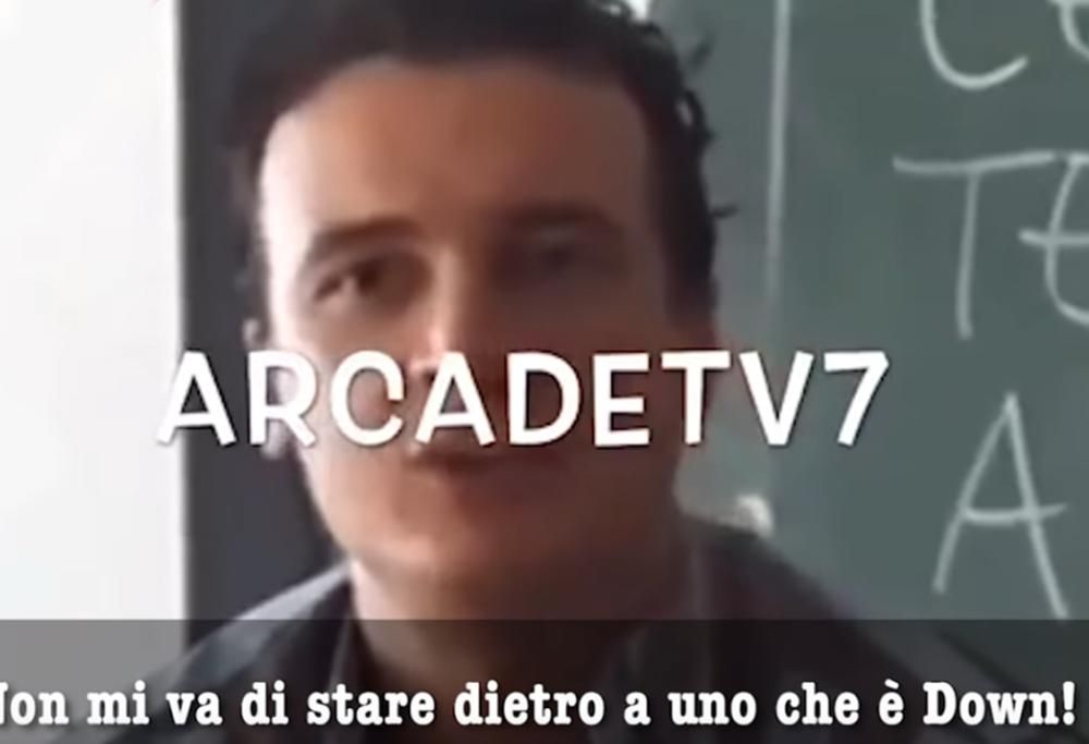 ROCCO CASALINO SPUNTA UN VIDEO: Vecchi e down mi fanno schifo come i ragni (BUFALA?)