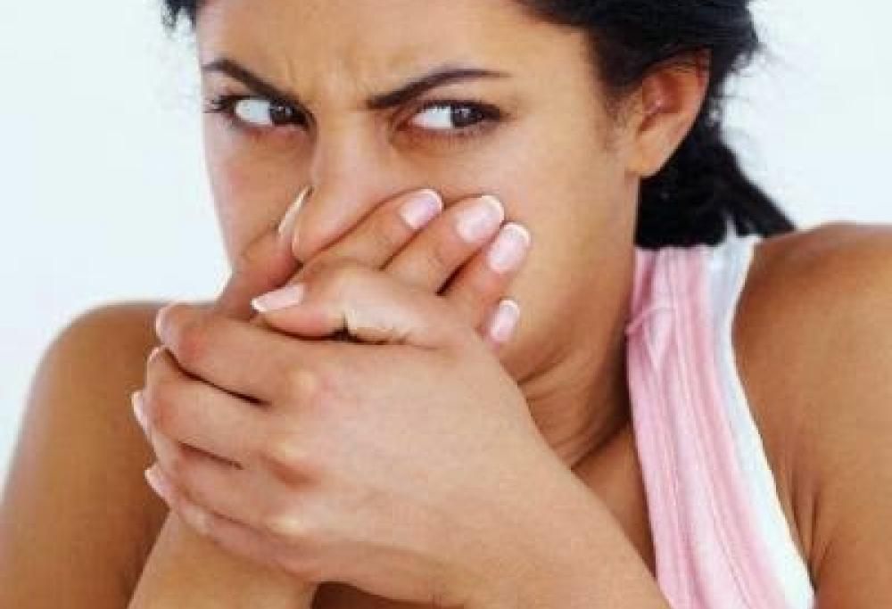 Scorregione licenziato dopo 10 anni a causa dei suoi peti!