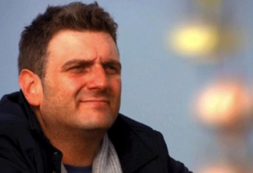 Dice di avere avuto oltre 100 donne, solo che è nato senza il pene