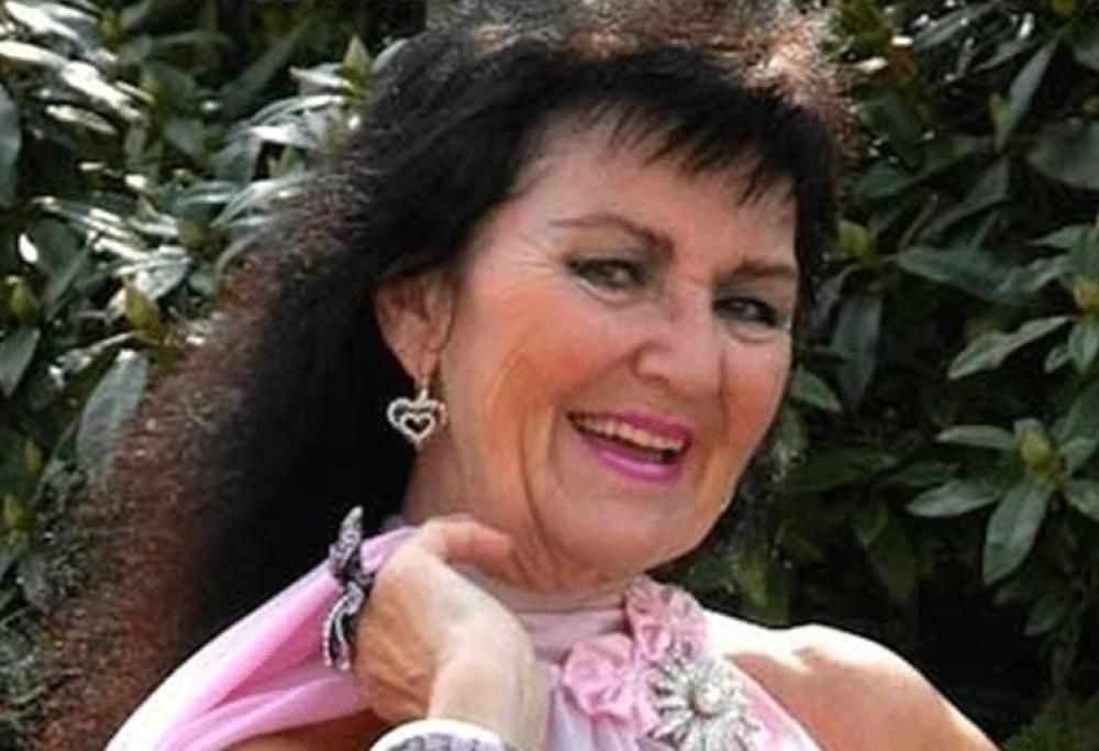 Si sente pronta per perdere la verginità: ha 70 anni