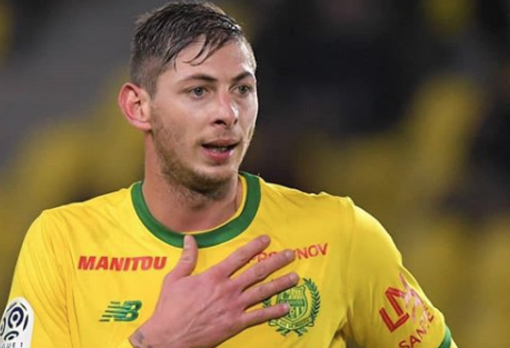 Pubblicano le foto choc del cadavere di Emiliano Sala: arrestati due inglesi