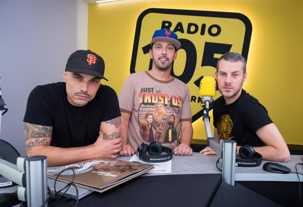 Le foto dei Cor Veleno a 105 Mi Casa