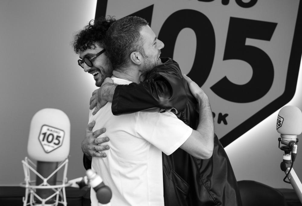 Carle Brave, le foto dell’intervista a 105 Mi Casa