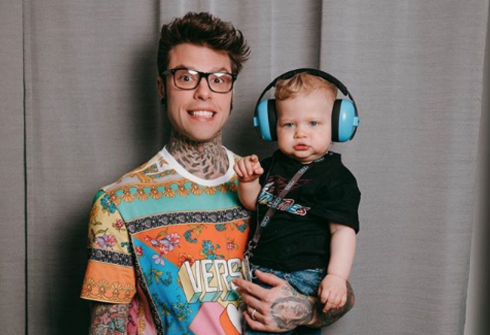 Fedez: arriva “Quando sarai grande”, il libro dedicato al figlio Leone