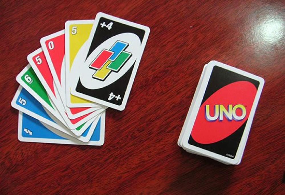 UNO: I creatori del gioco confermano che i +2 e i +4 non sono comulabili!