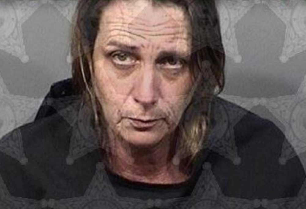 Lui russa troppo durante la notte e lei gli spara!