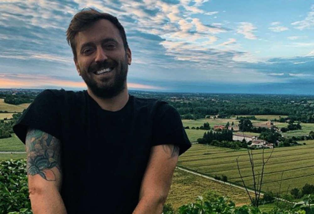 Cesare Cremonini choc: “Mio padre ebbe un ictus a cena, davanti a me”
