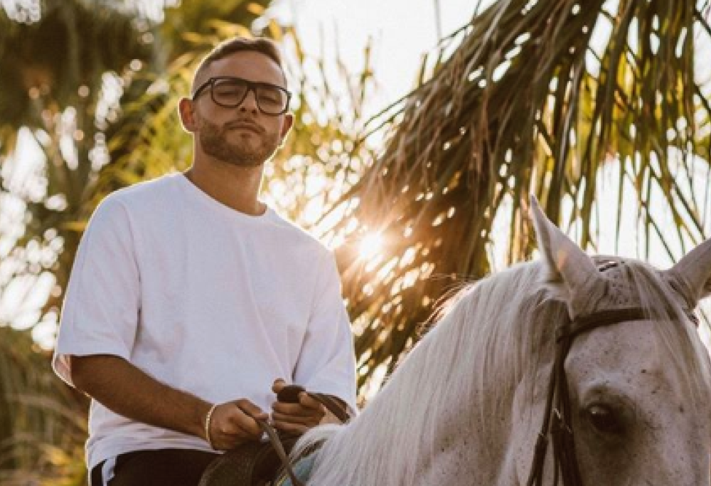 Rocco Hunt: esce l’album “Libertà” con collaborazioni importanti