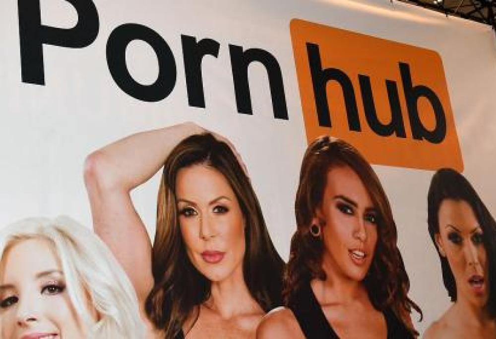 Pornhub: ecco cosa cercano gli italiani sul sito hard