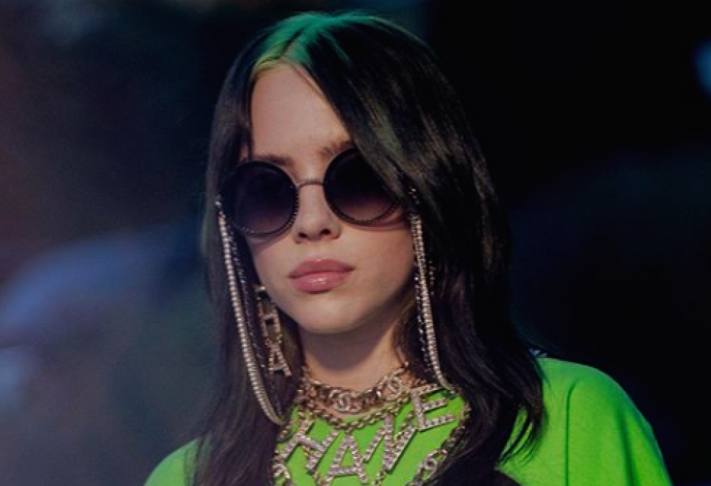 Billie Eilish stupisce il pubblico con un forte messaggio contro il body-shaming