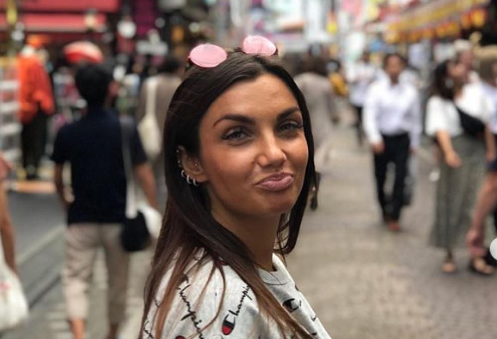 Elettra Lamborghini: “Sono esaurita. Adesso devo staccare un po’ la spina”