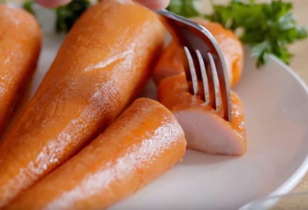 Catena di Fast Food crea la “Carnota”: la carota di carne per i vegani Troll!