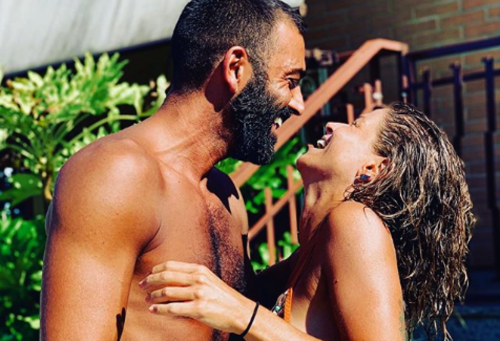 Alessandra Amoroso posta una foto dolcissima con il fidanzato
