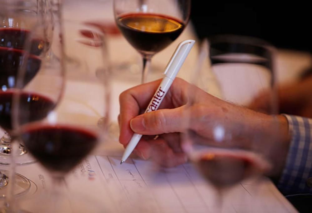 Studio conferma: bere alcolici aumenta la capacità di parlare meglio lingue straniere