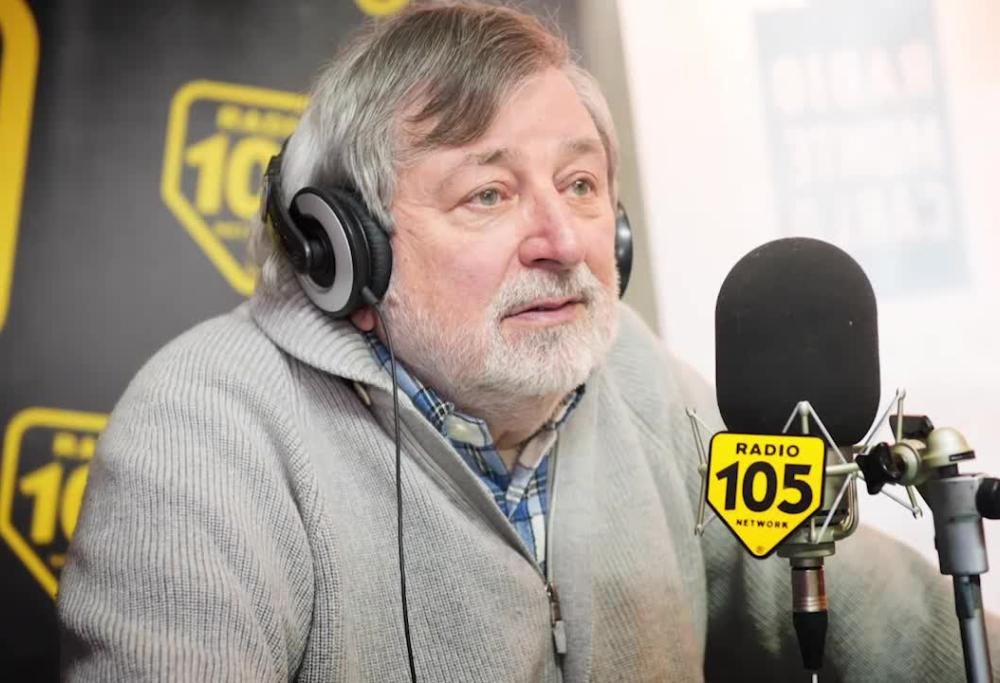 Francesco Guccini presenta “L’Ostaria delle Dame” a 105 Mi Casa