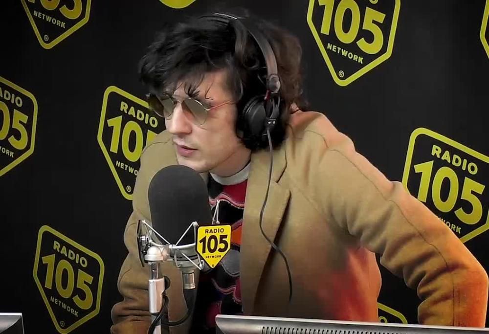 Ermal Meta a 105 Friends: “Non volevamo partecipare a Sanremo, ma non puoi dire no a Baglioni”