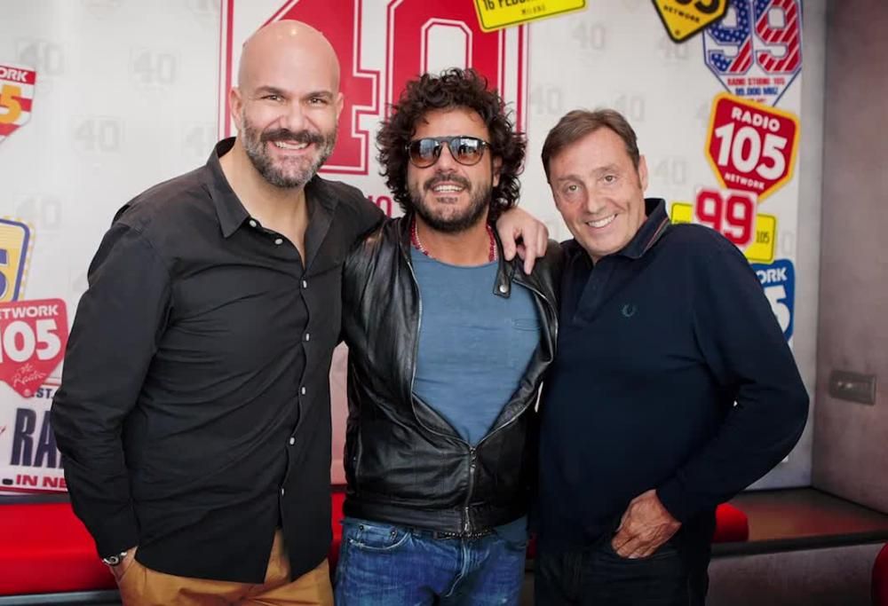 Francesco Renga a 105 Friends: La separazione da Ambra? L’amore cambia, muta, ma non smette