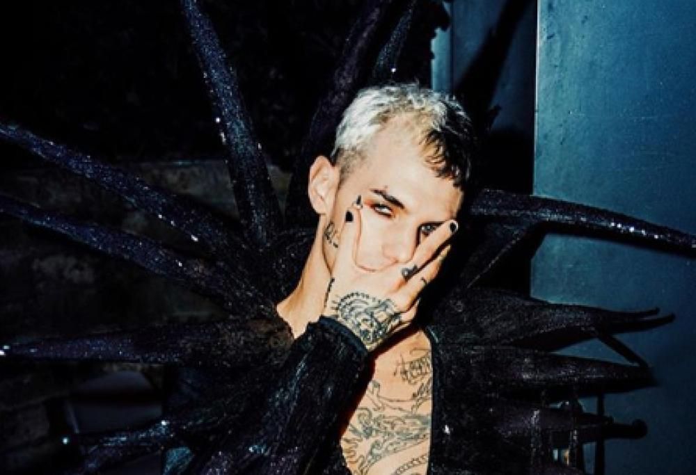 Achille Lauro: “1990? Un mix fra Britney Spears e Marilyn Manson”