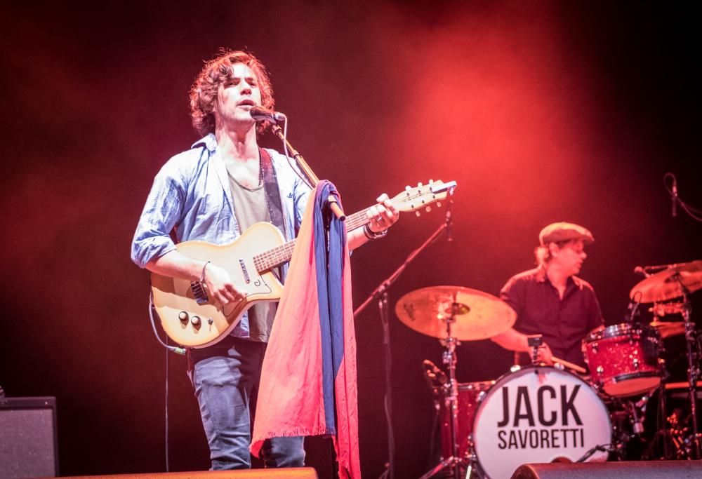 Jack Savoretti (ri)conquista Milano: guarda le foto