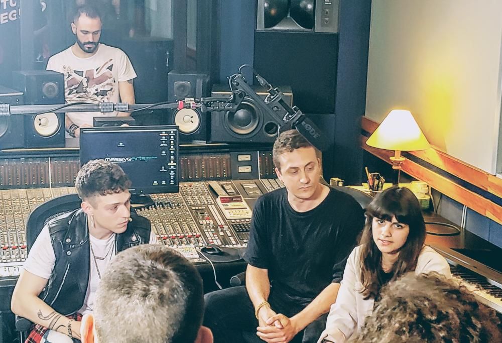 Come nasce un brano di successo? Lo raccontano Irama, Emis Killa, Annalisa e Charlie Charles i coach di Future Legend