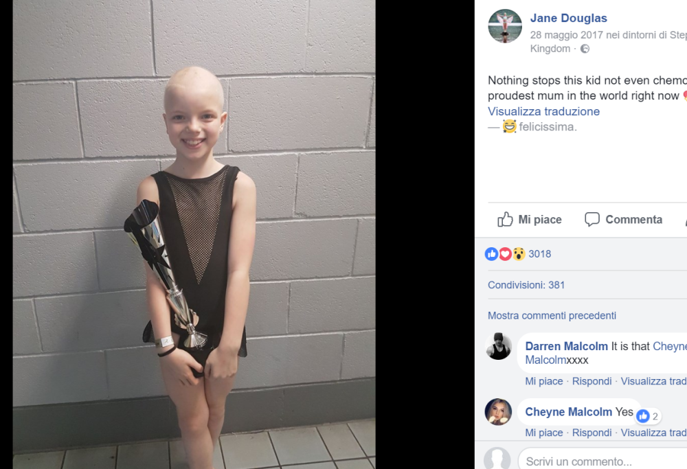 Ha 10 anni e un cancro raro ma non smette di ballare: la storia di Lily