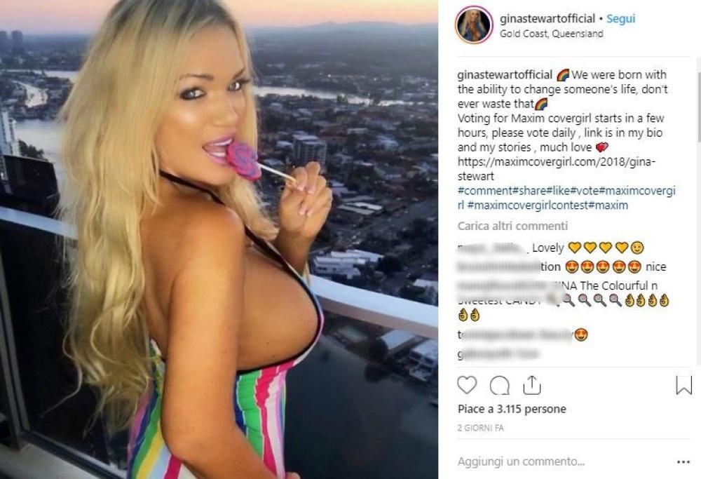 La nonna più sexy del mondo è Gina Stewart: 47 anni, 4 figli e un nipote