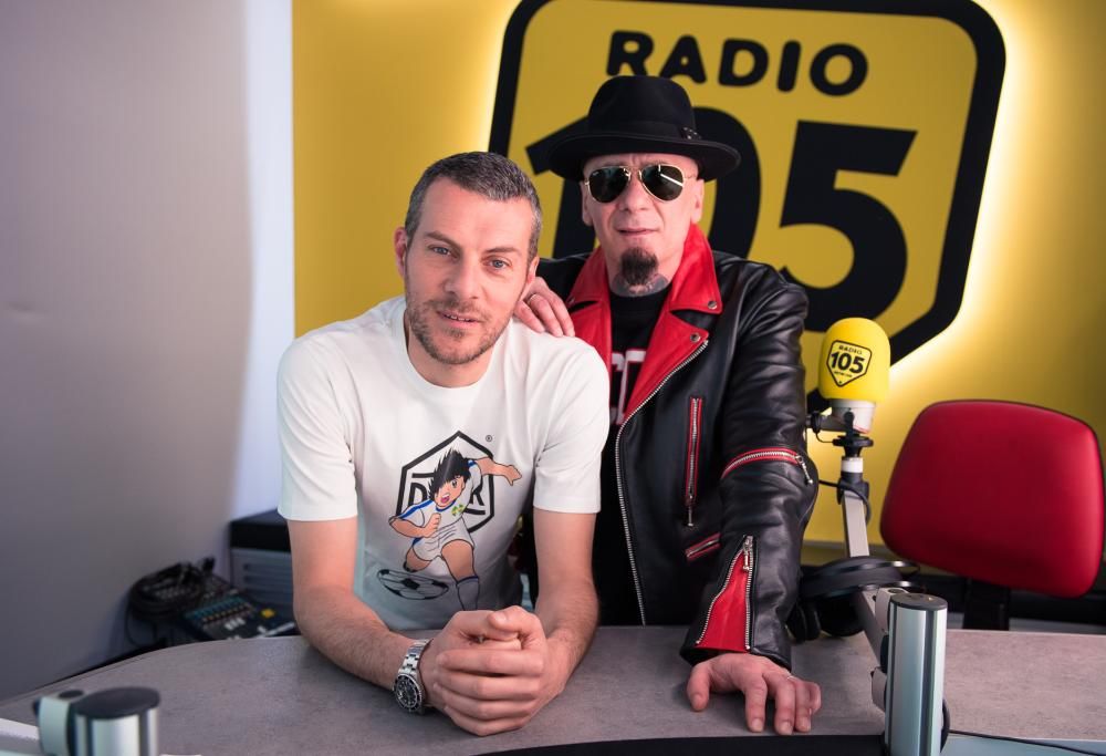 J-Ax a 105 Mi Casa: le foto dell’intervista