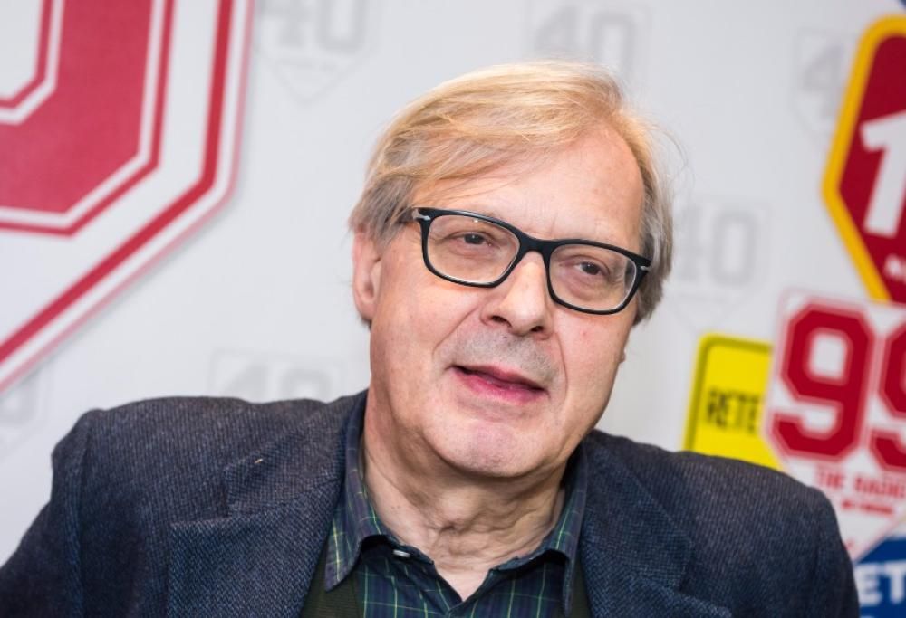 Vittorio Sgarbi a 105 Mi Casa, le foto