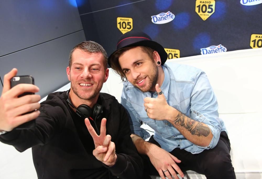 Alessio Bernabei a 105 Mi Casa: guarda le foto