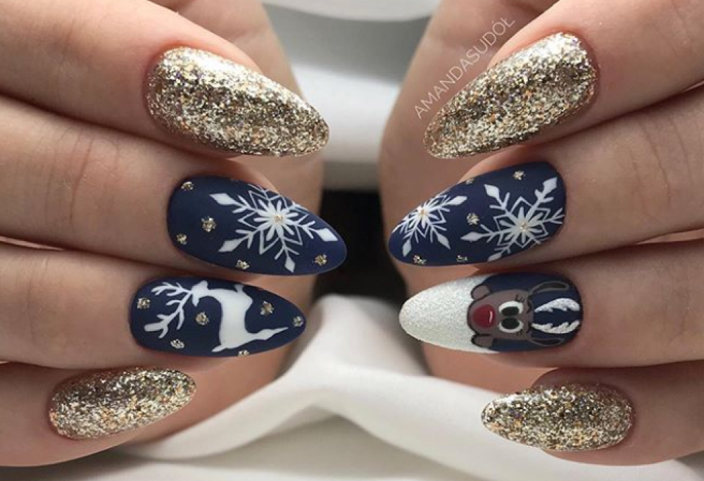 Impazzano le unghie natalizie: ecco le più particolari