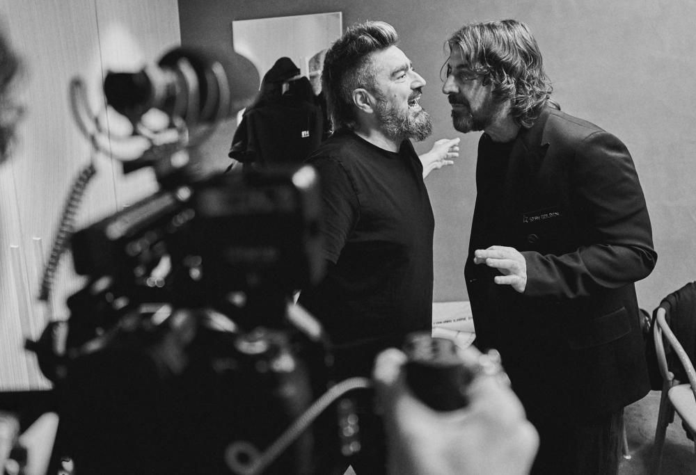 Lo Zoo di 105 a teatro: le foto del backstage a Milano