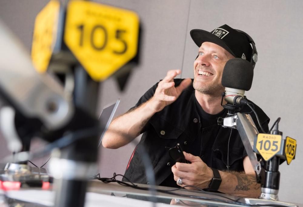 Max Pezzali a 105 Mi Casa: guarda le foto dell’intervista!