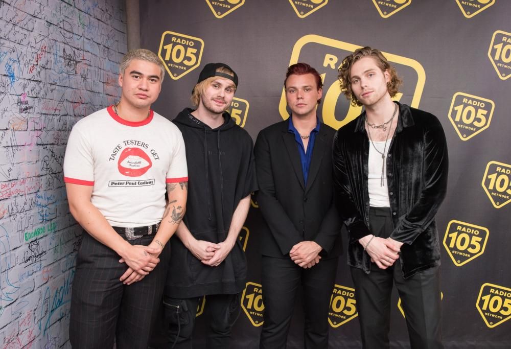 5 Seconds of Summer a 105 Mi Casa: le vostre foto con la band!