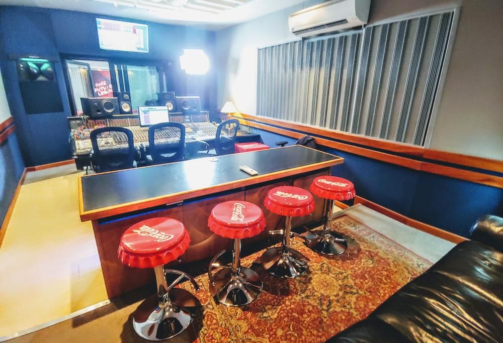 SCRIVERE E PRODURRE MUSICA? I CONSIGLI DEI COACH DI FUTURE LEGEND