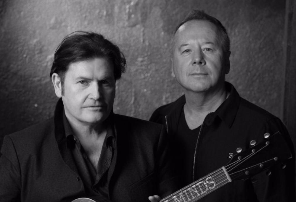 Jim Kerr dei Simple Minds LIVE a 105 Mi Casa, giovedì 17 alle 18.00