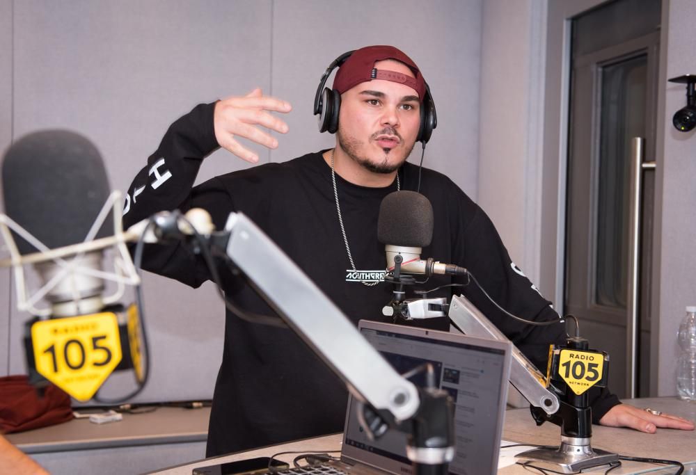 Ensi, nuova incursione a 105 Mi Casa: le foto