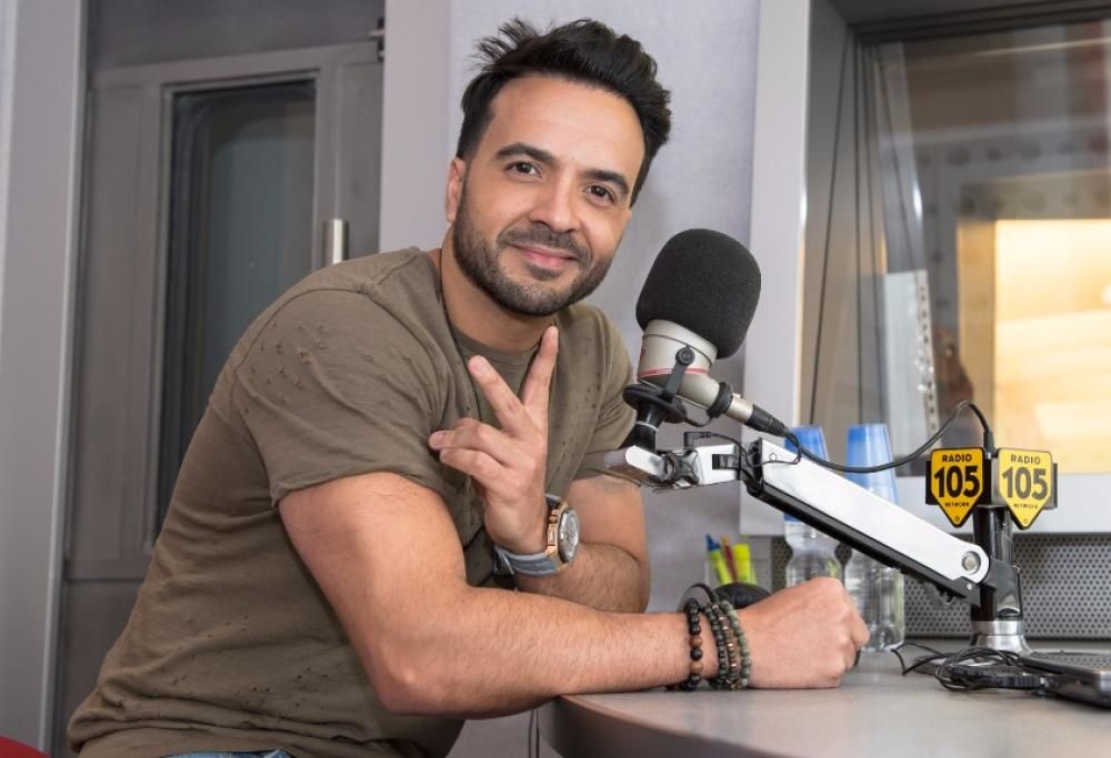 Luis Fonsi a 105 Mi Casa, le foto