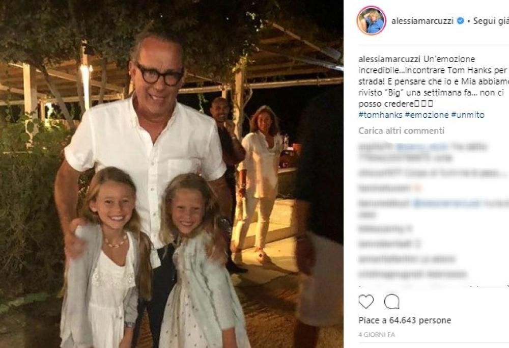 Alessia Marcuzzi in Grecia incontra… Tom Hanks!