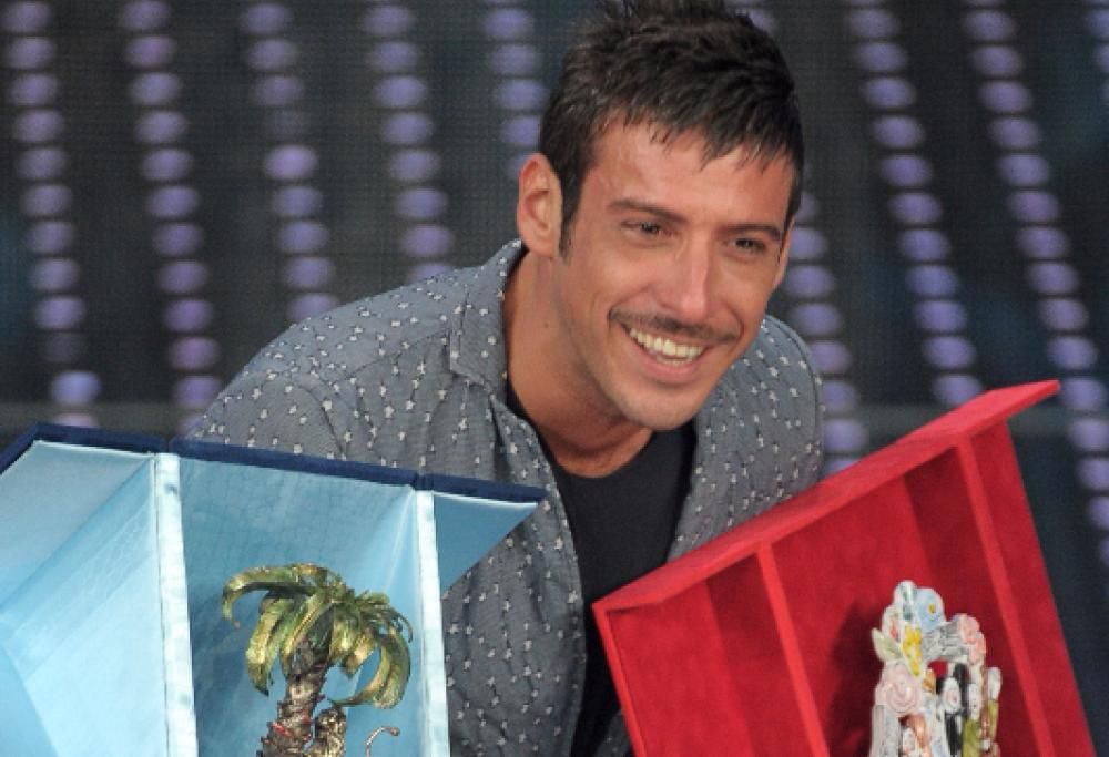 Francesco Gabbani vince Sanremo 2016 tra le Nuove Proposte vince