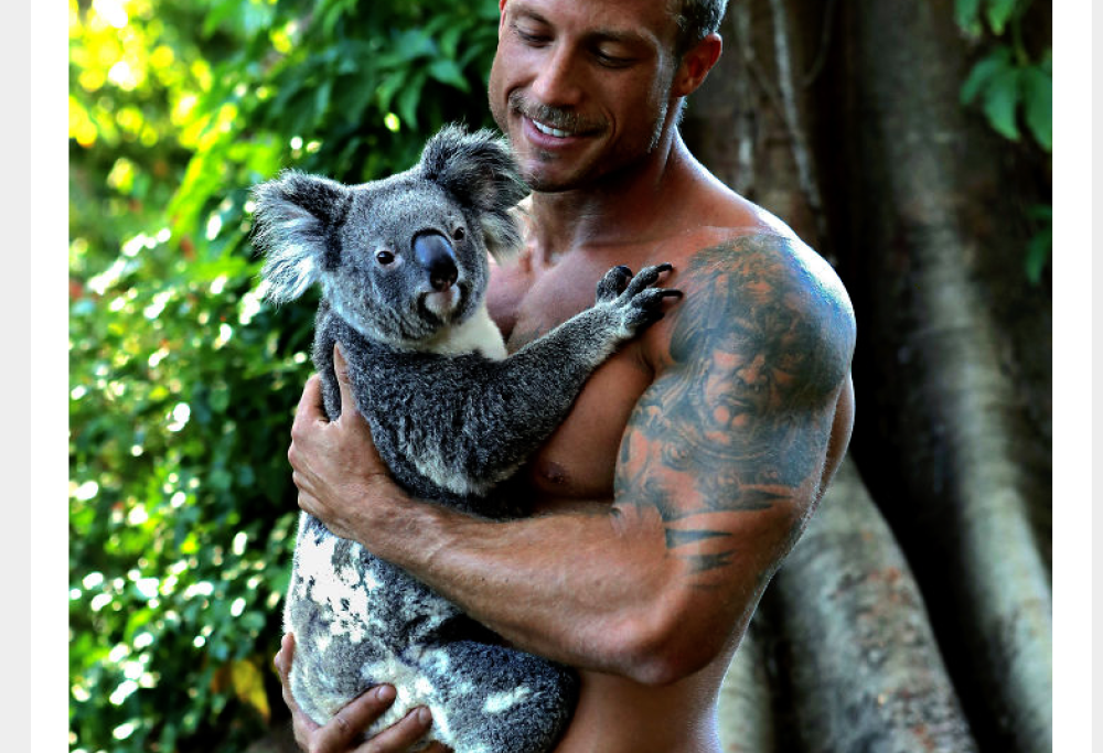 Ecco il calendario (sexy e tenero) dei Vigili del Fuoco australiani con gli animali