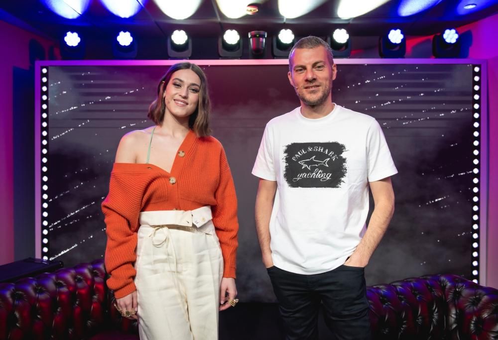 Guarda le foto di Gaia a 105 Mi Casa Live