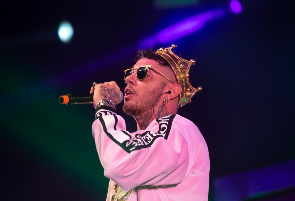 “Supereroe Tour”, Emis Killa riparte da Milano. Guarda le foto del concerto
