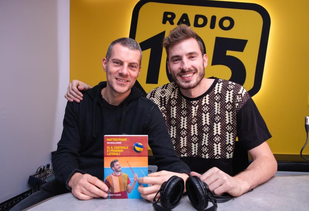 Matteo Piano a 105 Mi Casa per presentare il libro “Io, il centrale e i pensieri laterali”