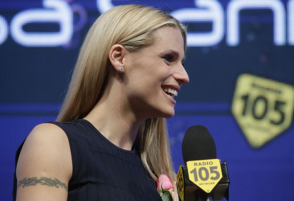 Sanremo 2018: Michelle Hunziker a Casa Sanremo con Max Brigante: le foto