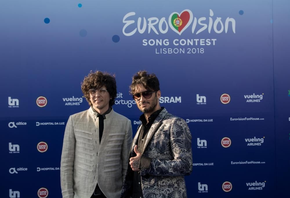 Eurovision Song Contest, tempo di prove per Ermal Meta e Fabrizio Moro. Guarda le foto del Blue Carpet
